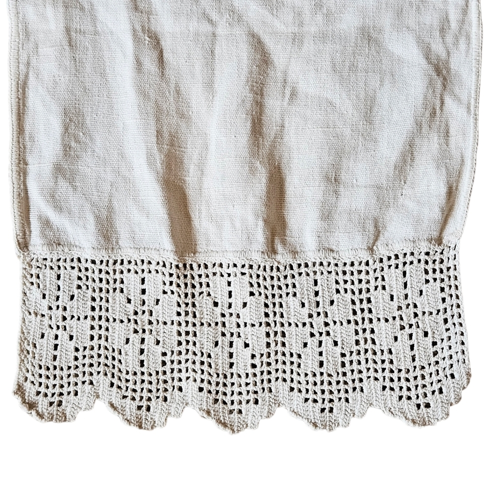 Vintage Ecru Linen Table Runner With Hand Crocheted Ends And Insert 51x13 in
